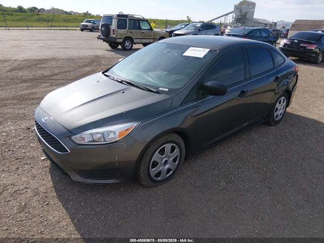 Продаж на аукціоні авто 2016 Ford Focus S, vin: 1FADP3E28GL371995, номер лоту: 45065675
