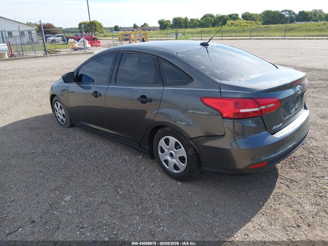 Продаж на аукціоні авто 2016 Ford Focus S, vin: 1FADP3E28GL371995, номер лоту: 45065675
