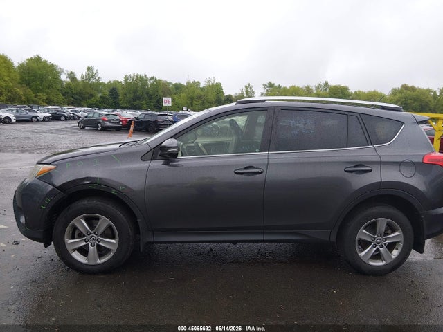 45065692 :رقم المزاد ، JTMRFREV8FJ039517 vin ، 2015 Toyota Rav4 Xle مزاد بيع