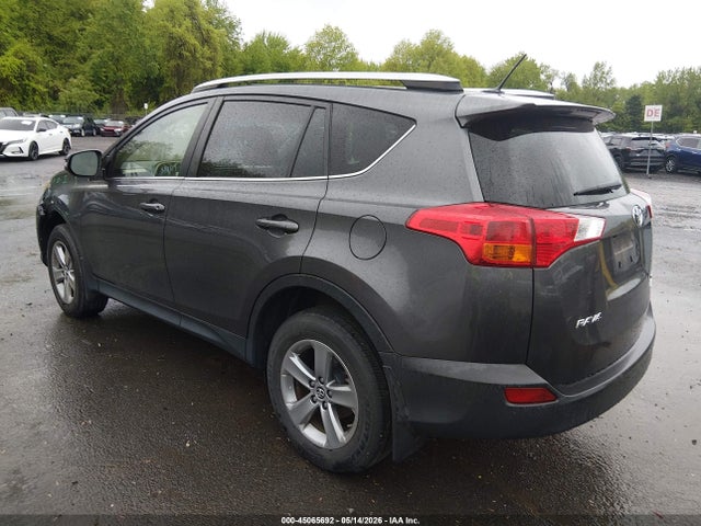 45065692 :رقم المزاد ، JTMRFREV8FJ039517 vin ، 2015 Toyota Rav4 Xle مزاد بيع