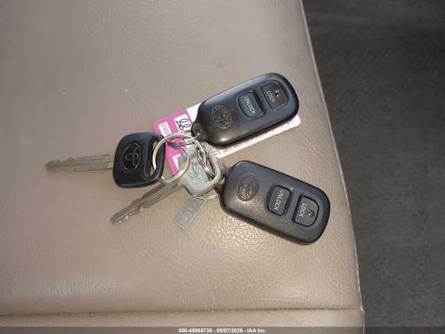Продажа на аукционе авто 2006 Toyota Tundra Sr5 V8, vin: 5TBDT44136S514491, номер лота: 45065736