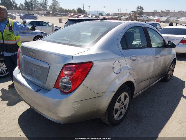2015 Chevrolet Sonic Ls Auto მანქანა იყიდება აუქციონზე, vin: 1G1JA5SG9F4143256, აუქციონის ნომერი: 45065770
