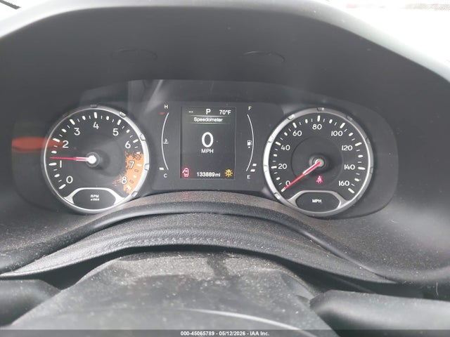 2015 Jeep Renegade Latitude მანქანა იყიდება აუქციონზე, vin: ZACCJABT9FPB27338, აუქციონის ნომერი: 45065789