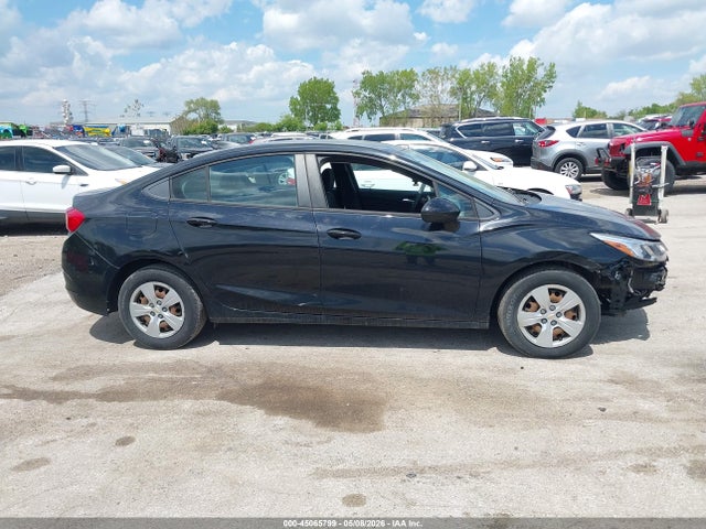 Chevrolet Cruze Ls Auto 2018 1G1BC5SM0J7186055 Image 13