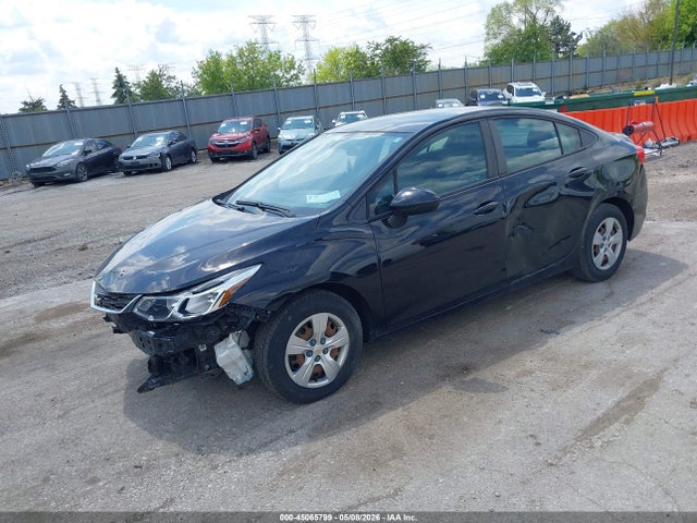 Chevrolet Cruze Ls Auto 2018 1G1BC5SM0J7186055 Image 2