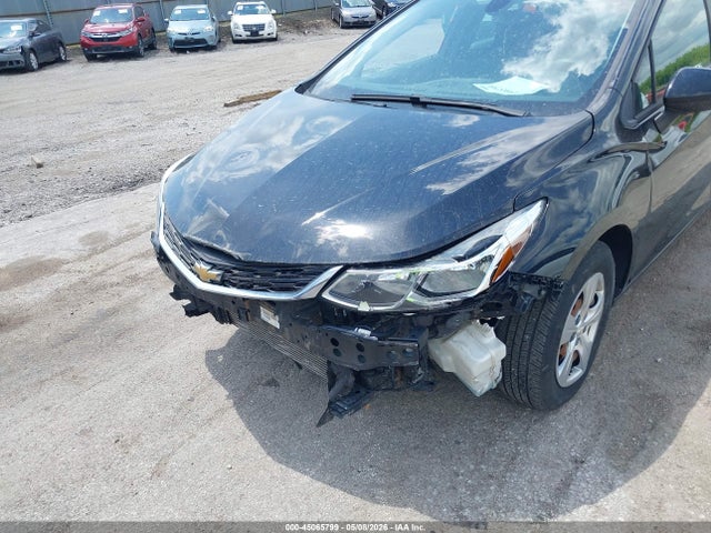 Chevrolet Cruze Ls Auto 2018 1G1BC5SM0J7186055 Image 6