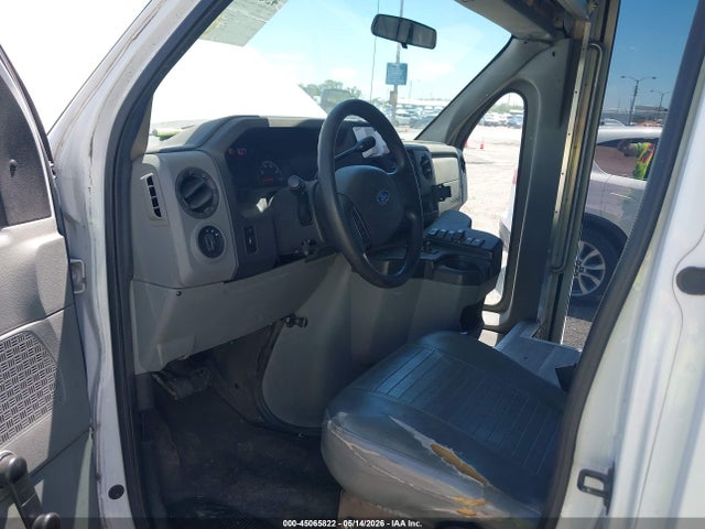 Продажа на аукционе авто 2010 Ford E-350 Cutaway, vin: 1FDEE3FS8ADA58395, номер лота: 45065822