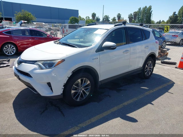 2018 Toyota Rav4 Hybrid Le მანქანა იყიდება აუქციონზე, vin: JTMRJREV5JD232388, აუქციონის ნომერი: 45065837