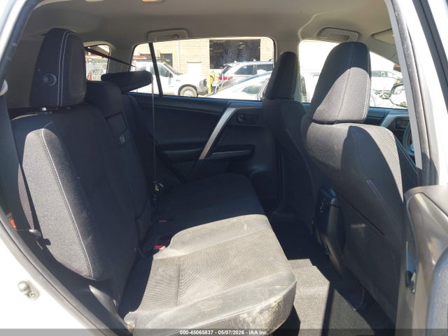 2018 Toyota Rav4 Hybrid Le მანქანა იყიდება აუქციონზე, vin: JTMRJREV5JD232388, აუქციონის ნომერი: 45065837