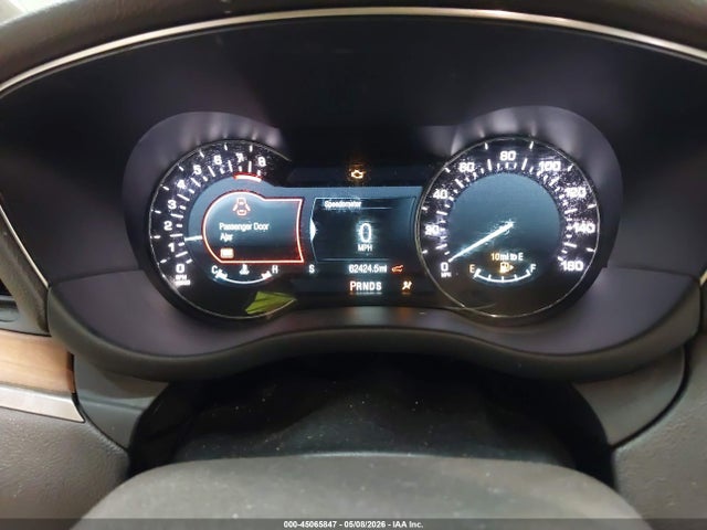 2018 Lincoln Mkc Select მანქანა იყიდება აუქციონზე, vin: 5LMCJ2D99JUL19057, აუქციონის ნომერი: 45065847