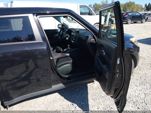 2015 Kia Soul მანქანა იყიდება აუქციონზე, vin: KNDJN2A23F7760912, აუქციონის ნომერი: 45065879