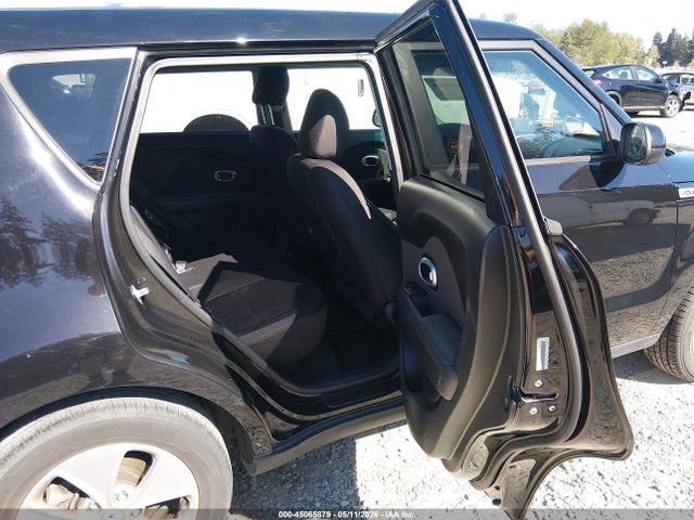 2015 Kia Soul მანქანა იყიდება აუქციონზე, vin: KNDJN2A23F7760912, აუქციონის ნომერი: 45065879