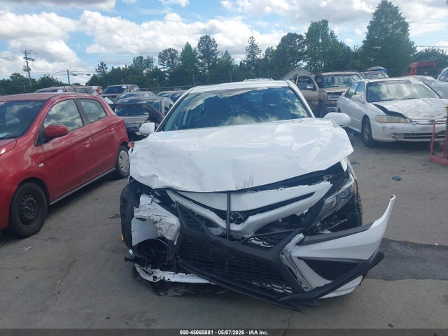 Продажа на аукционе авто 2024 Toyota Camry Se, vin: 4T1G11AK6RU884321, номер лота: 45065881