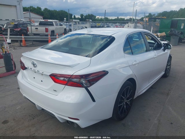 Продажа на аукционе авто 2024 Toyota Camry Se, vin: 4T1G11AK6RU884321, номер лота: 45065881