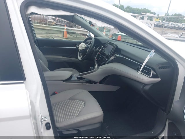 Продажа на аукционе авто 2024 Toyota Camry Se, vin: 4T1G11AK6RU884321, номер лота: 45065881