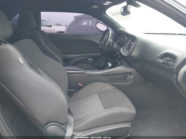 45065905 :رقم المزاد ، 2C3CDZBT9KH737603 vin ، 2019 Dodge Challenger R/t مزاد بيع