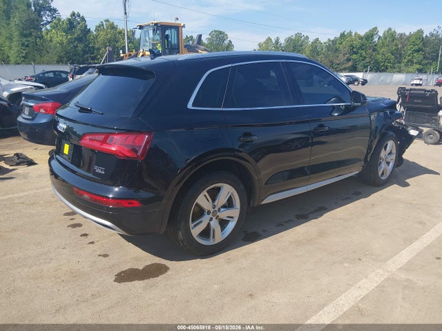 45065918 :رقم المزاد ، WA1BNAFYXJ2161999 vin ، 2018 Audi Q5 2.0t Premium/2.0t Tech Premium مزاد بيع