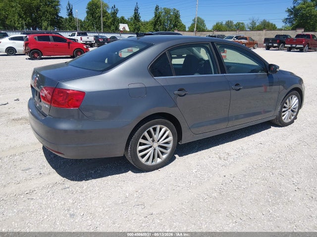 45065931 :رقم المزاد ، 3VWLX7AJ1CM301626 vin ، 2012 Volkswagen Jetta 2.5l Sel مزاد بيع