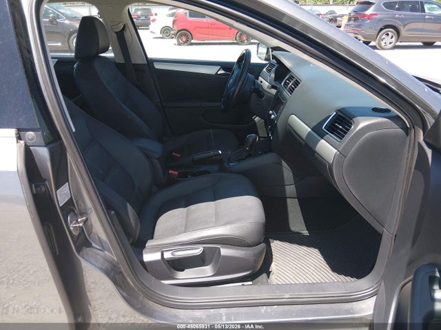 45065931 :رقم المزاد ، 3VWLX7AJ1CM301626 vin ، 2012 Volkswagen Jetta 2.5l Sel مزاد بيع
