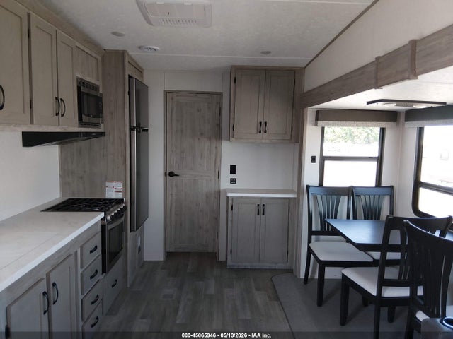 Coachmen Other 2025 5ZT3CL2BXSA331930 Image 8