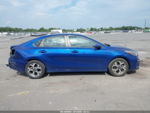 2021 Kia Forte Lxs მანქანა იყიდება აუქციონზე, vin: 3KPF24AD3ME271287, აუქციონის ნომერი: 45065955