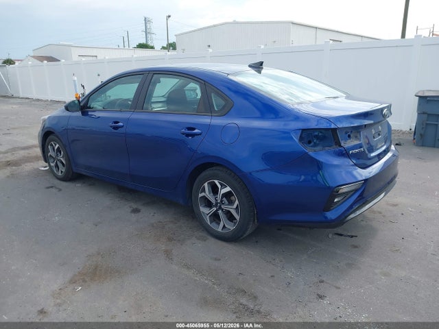 2021 Kia Forte Lxs მანქანა იყიდება აუქციონზე, vin: 3KPF24AD3ME271287, აუქციონის ნომერი: 45065955