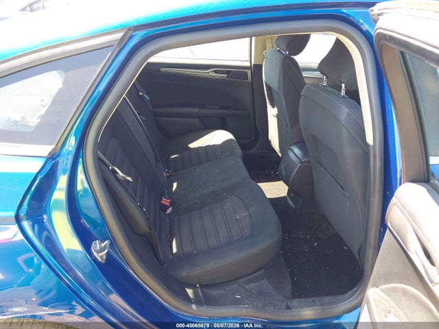 45065979 :رقم المزاد ، 3FA6P0H78HR321325 vin ، 2017 Ford Fusion Se مزاد بيع