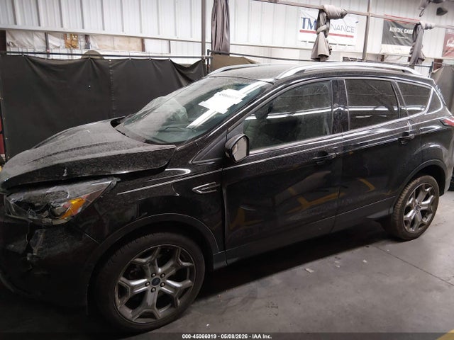 Продажа на аукционе авто 2019 Ford Escape Titanium, vin: 1FMCU9J98KUB02141, номер лота: 45066019