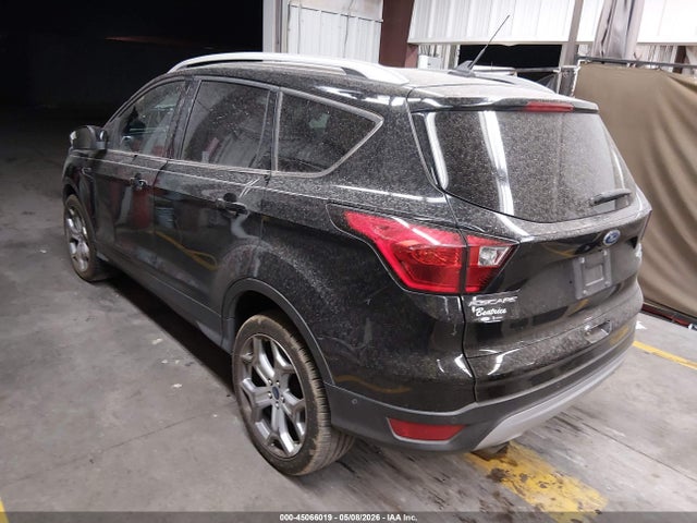 Продажа на аукционе авто 2019 Ford Escape Titanium, vin: 1FMCU9J98KUB02141, номер лота: 45066019
