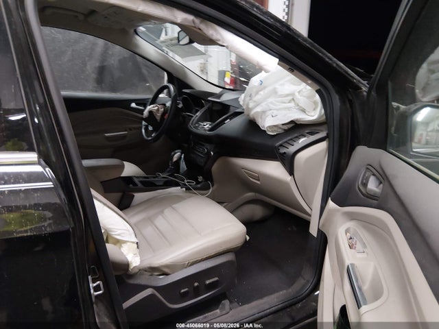 Продажа на аукционе авто 2019 Ford Escape Titanium, vin: 1FMCU9J98KUB02141, номер лота: 45066019