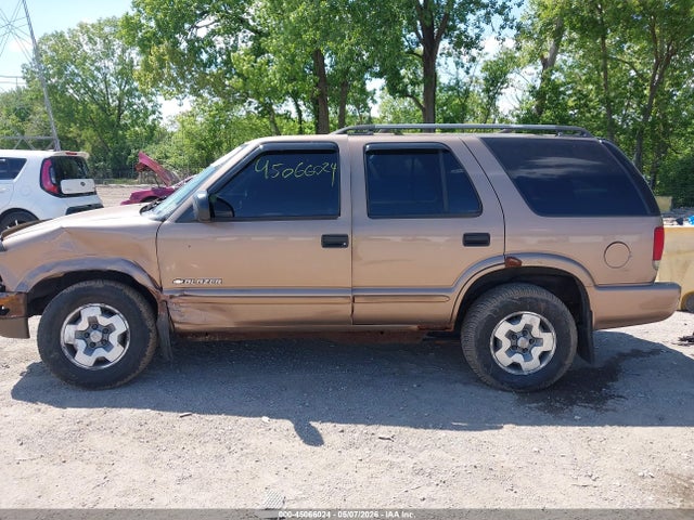 45066024 :رقم المزاد ، 1GNDT13X34K161323 vin ، 2004 Chevrolet Blazer Ls مزاد بيع