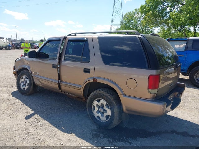45066024 :رقم المزاد ، 1GNDT13X34K161323 vin ، 2004 Chevrolet Blazer Ls مزاد بيع