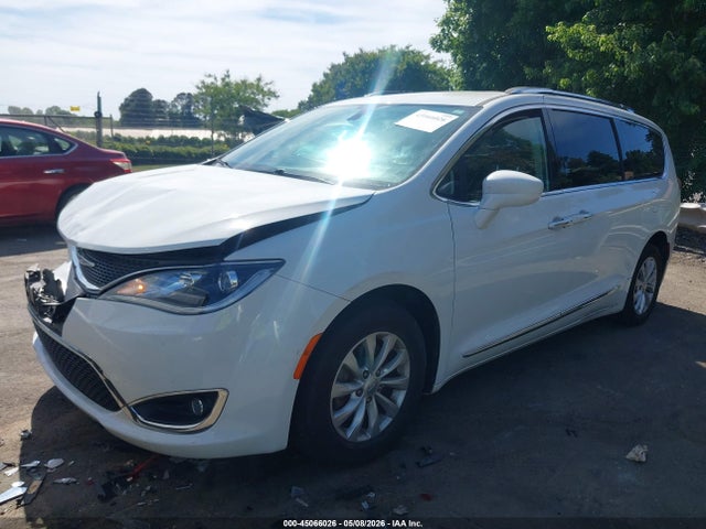 Aukcja sprzedaży 2019 Chrysler Pacifica Touring L, vin: 2C4RC1BG6KR555400, numer aukcji: 45066026
