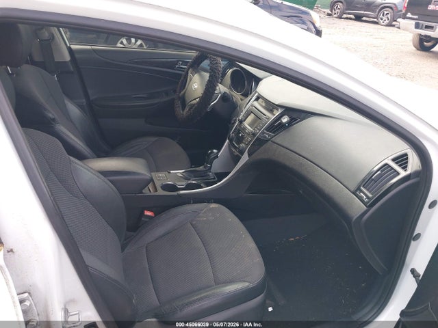 Auction sale of the 2014 Hyundai Sonata Se 2.0t, vin: 5NPEC4AB2EH939648, lot number: 45066039