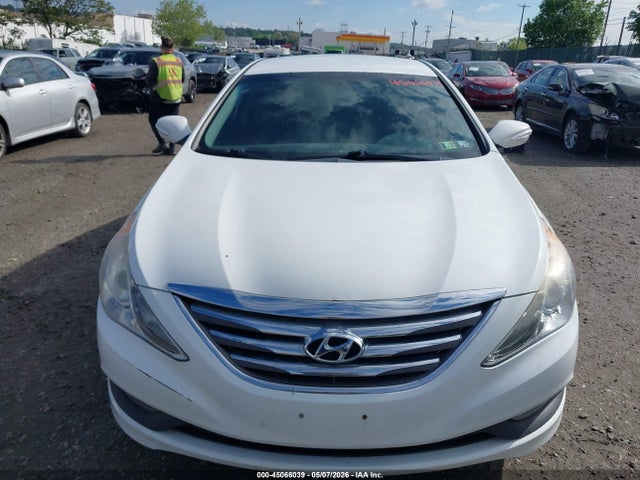Auction sale of the 2014 Hyundai Sonata Se 2.0t, vin: 5NPEC4AB2EH939648, lot number: 45066039