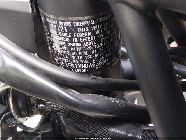 45066046 :رقم المزاد ، ML5EXEN1XNDA63880 vin ، 2022 Kawasaki Ex650 N مزاد بيع