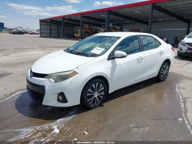 Toyota Corolla S 2014 5YFBURHEXEP176486 Image 2