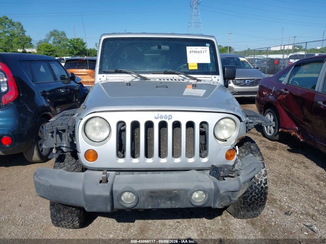 45066117 :رقم المزاد ، 1J4FA54187L186087 vin ، 2007 Jeep Wrangler Sahara مزاد بيع