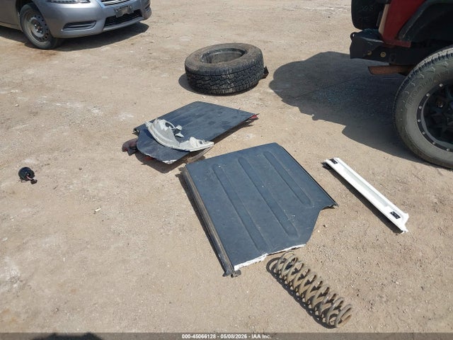 45066128 :رقم المزاد ، 1J4FA24137L223643 vin ، 2007 Jeep Wrangler X مزاد بيع