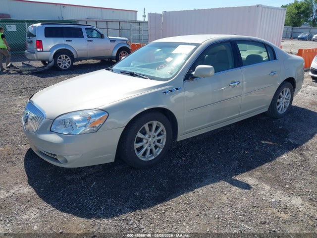 45066146 :رقم المزاد ، 1G4HC5EMXBU121581 vin ، 2011 Buick Lucerne Cxl مزاد بيع