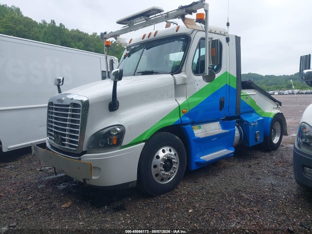 2017 Freightliner Cascadia 125 მანქანა იყიდება აუქციონზე, vin: 1FVAGDBG2HLJE1485, აუქციონის ნომერი: 45066173
