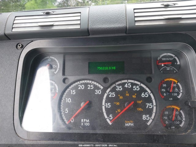 2017 Freightliner Cascadia 125 მანქანა იყიდება აუქციონზე, vin: 1FVAGDBG2HLJE1485, აუქციონის ნომერი: 45066173