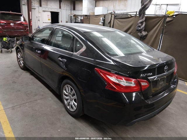 1N4AL3APXHN359403 Nissan Altima 2.5 S