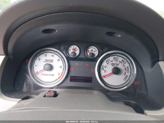 45066198 :رقم المزاد ، 1FAHP3FN5AW223724 vin ، 2010 Ford Focus Se مزاد بيع
