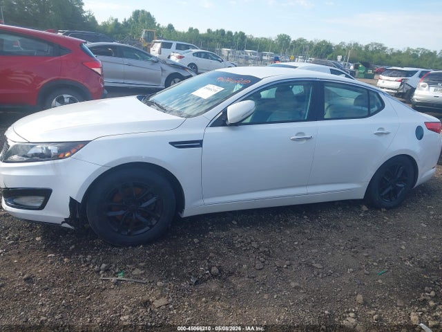 2013 Kia Optima Lx მანქანა იყიდება აუქციონზე, vin: KNAGM4A78D5335521, აუქციონის ნომერი: 45066210