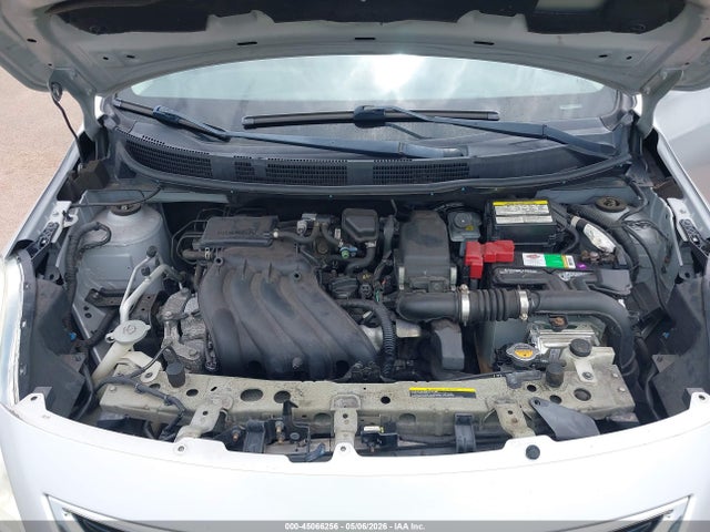 3N1CN7AP5EL817349 Nissan Versa 1.6 Sv
