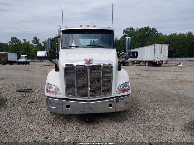 Aukcja sprzedaży 2016 Peterbilt 579, vin: 1XPBDP9X0GD364619, numer aukcji: 45066285
