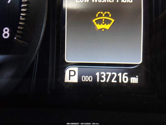 5TDYK3DC3FS558398 Toyota Sienna Xle 8 Passenger