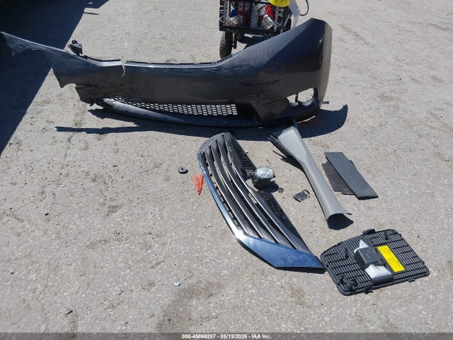 5TDYK3DC3FS558398 Toyota Sienna Xle 8 Passenger