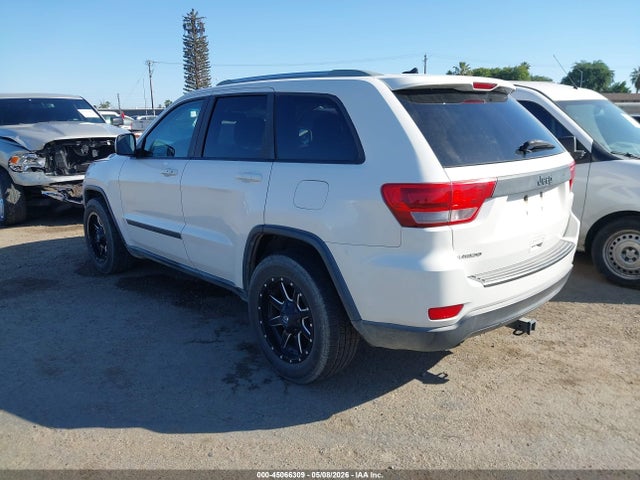 2011 Jeep Grand Cherokee Laredo მანქანა იყიდება აუქციონზე, vin: 1J4RS4GG1BC658806, აუქციონის ნომერი: 45066309